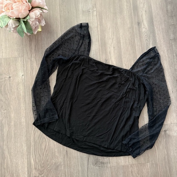 SHEIN Curve Black Lace Poof Sleeve Stretch Blouse - Picture 2 of 5
